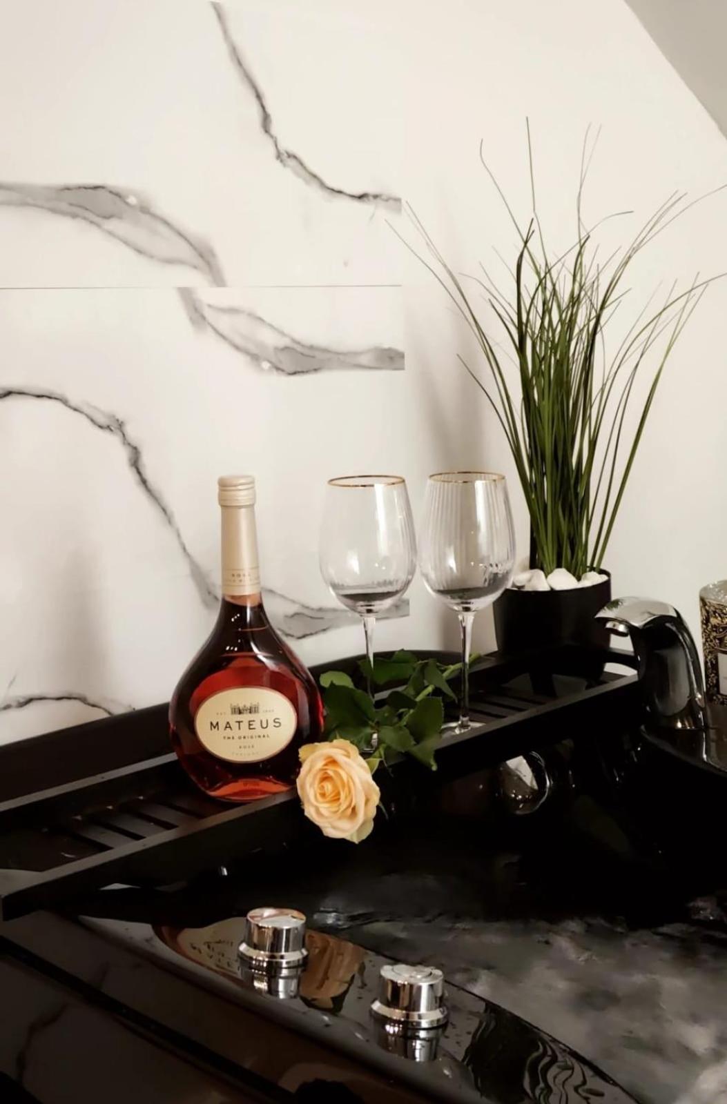 Logement Romantique Et Cosy Charleroi Buitenkant foto